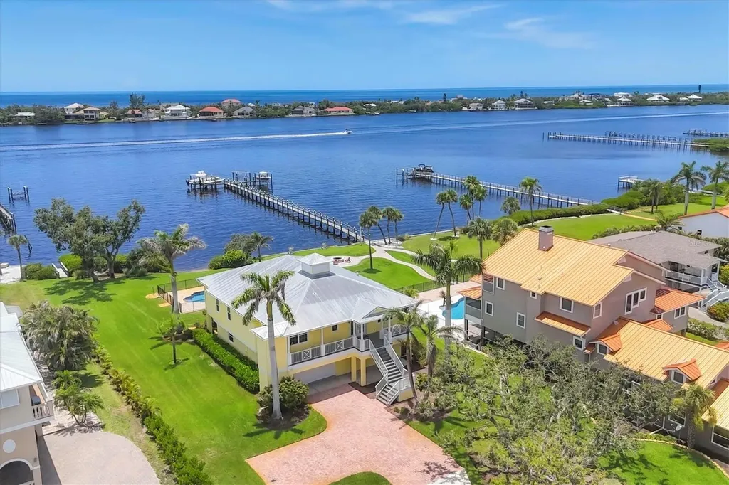 1784 Bayshore Drive Englewood FL 34223