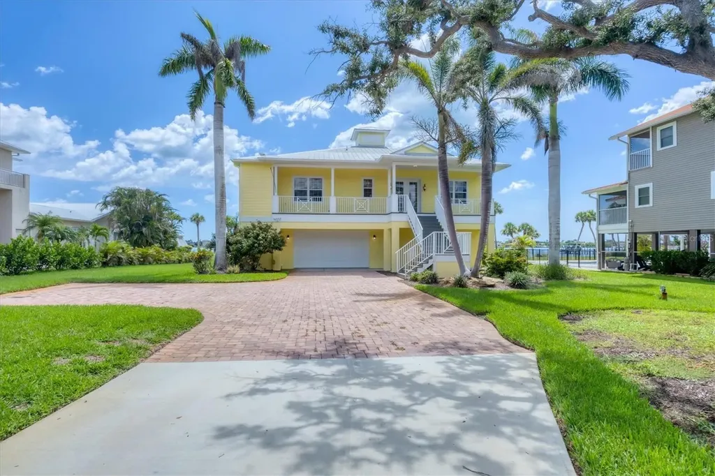 1784 Bayshore Drive Englewood FL 34223