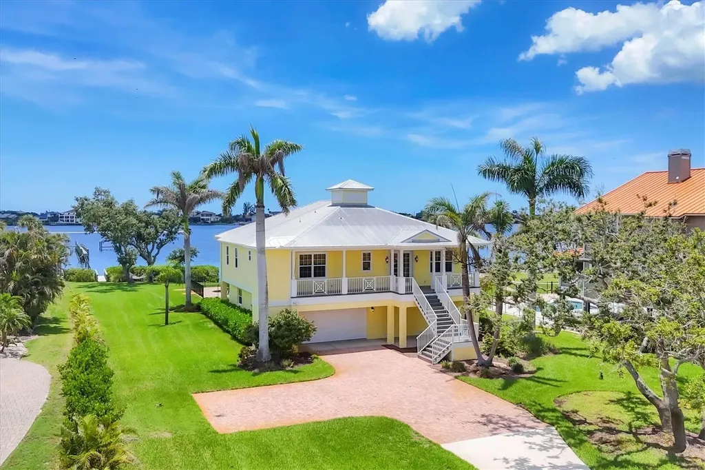 1784 Bayshore Drive Englewood FL 34223