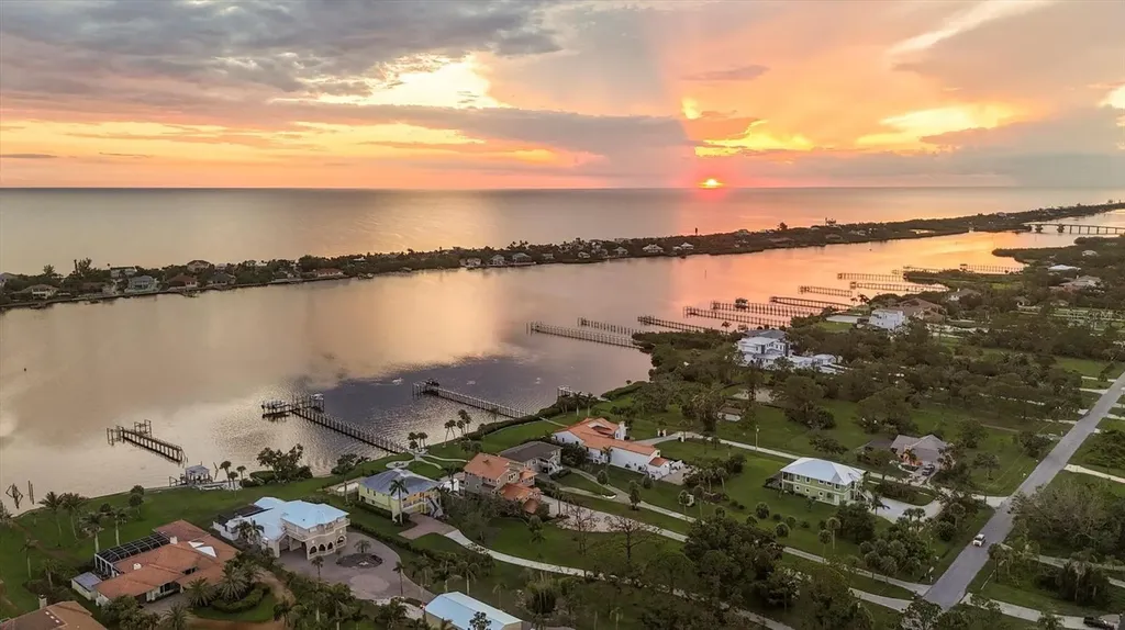 1784 Bayshore Drive Englewood FL 34223