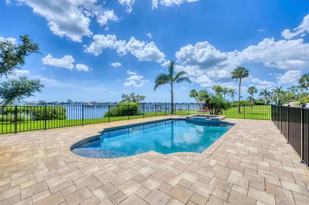 1784 Bayshore Drive Englewood FL 34223