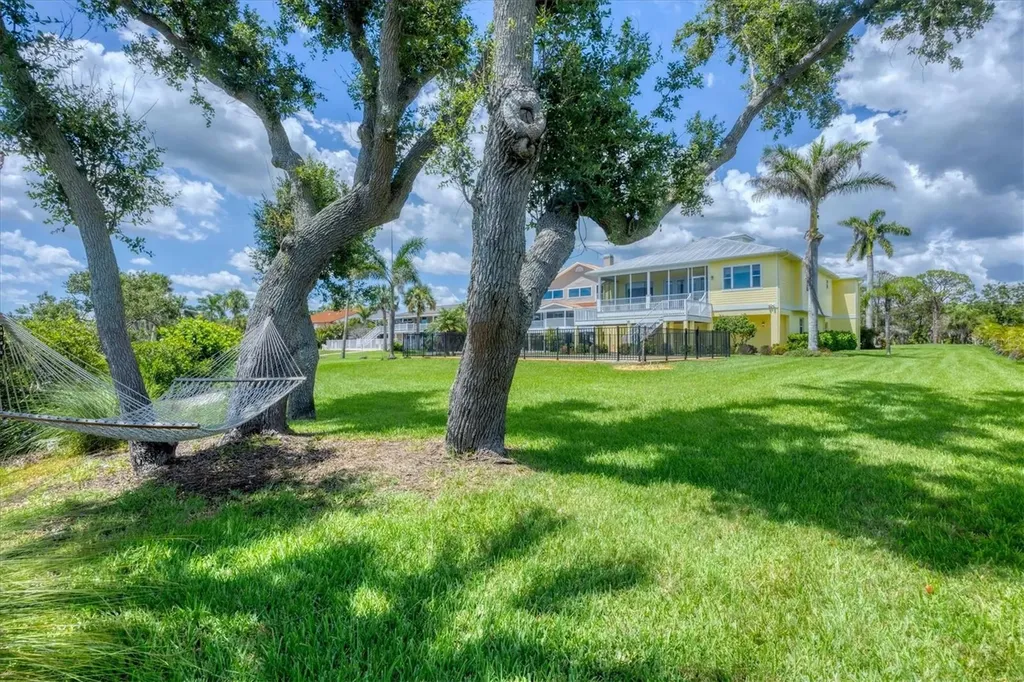 1784 Bayshore Drive Englewood FL 34223