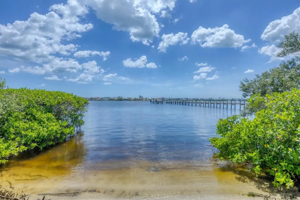 1784 Bayshore Drive Englewood FL 34223