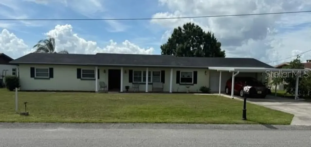 1216 W Lake Buckeye Drive Winter Haven FL 33881