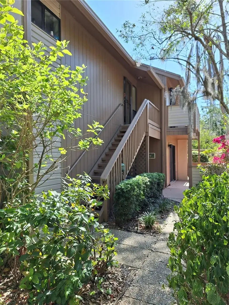 1697 Brookhouse Circle Sarasota FL 34231