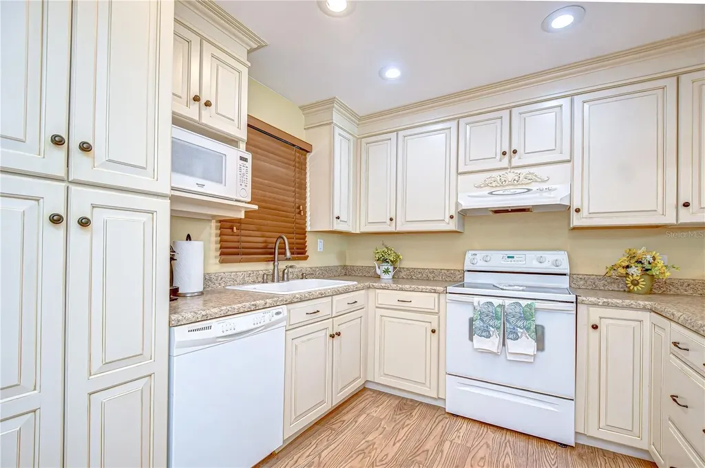 340 Pinellas Bayway S St Petersburg FL 33715
