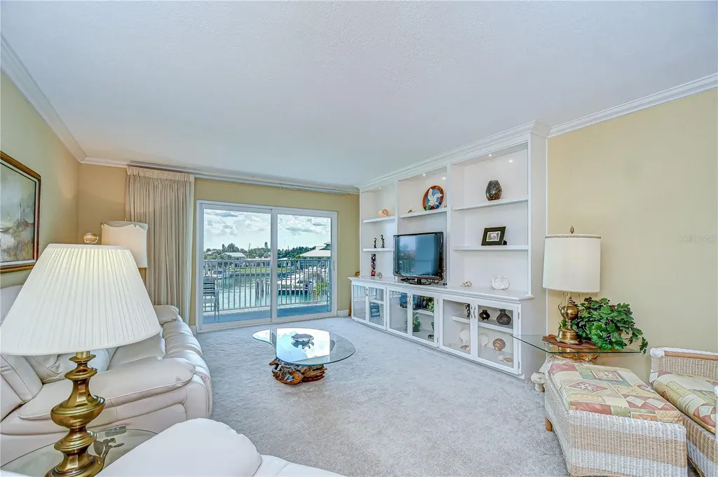 340 Pinellas Bayway S St Petersburg FL 33715