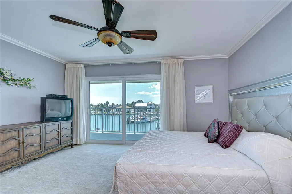 340 Pinellas Bayway S St Petersburg FL 33715