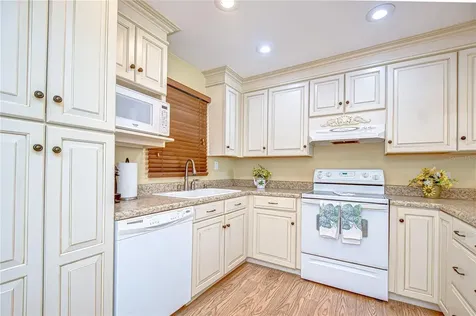 340 Pinellas Bayway S St Petersburg FL 33715