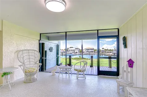 340 Pinellas Bayway S St Petersburg FL 33715