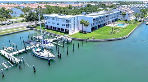 340 Pinellas Bayway S St Petersburg FL 33715