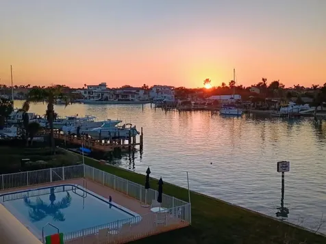 340 Pinellas Bayway S St Petersburg FL 33715