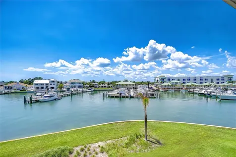 340 Pinellas Bayway S St Petersburg FL 33715