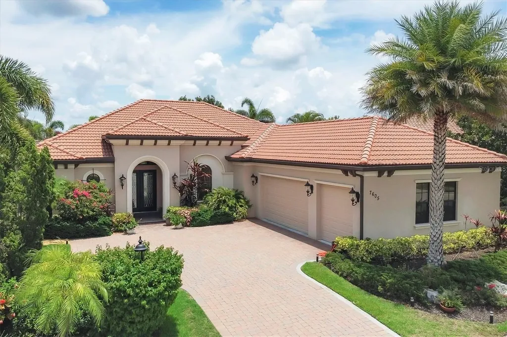 7605 Haddington Cove Lakewood Ranch FL 34202