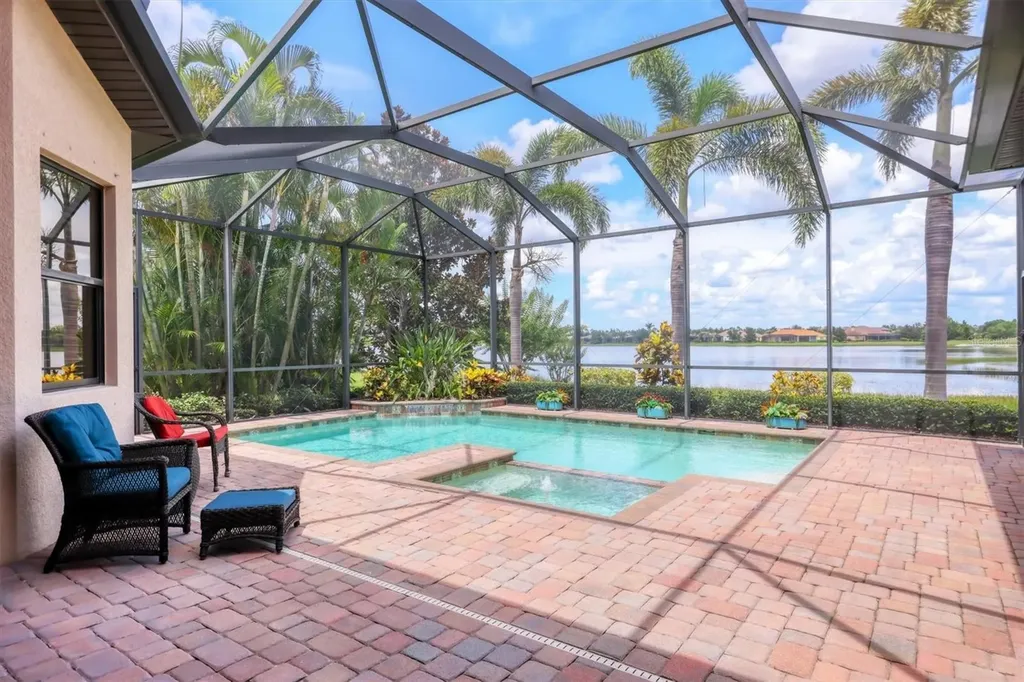 7605 Haddington Cove Lakewood Ranch FL 34202