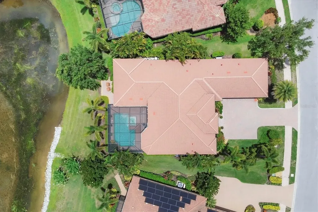 7605 Haddington Cove Lakewood Ranch FL 34202