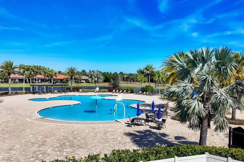 7605 Haddington Cove Lakewood Ranch FL 34202