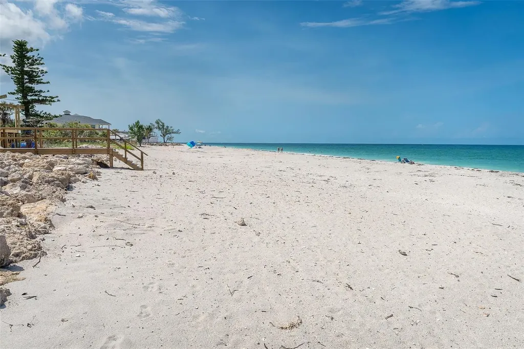 50 Meredith Drive Englewood FL 34223