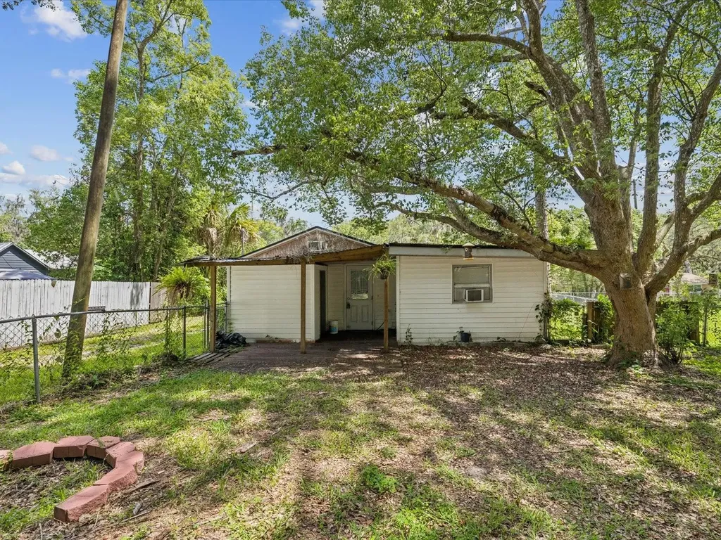 111 E Early Street Brooksville FL 34601