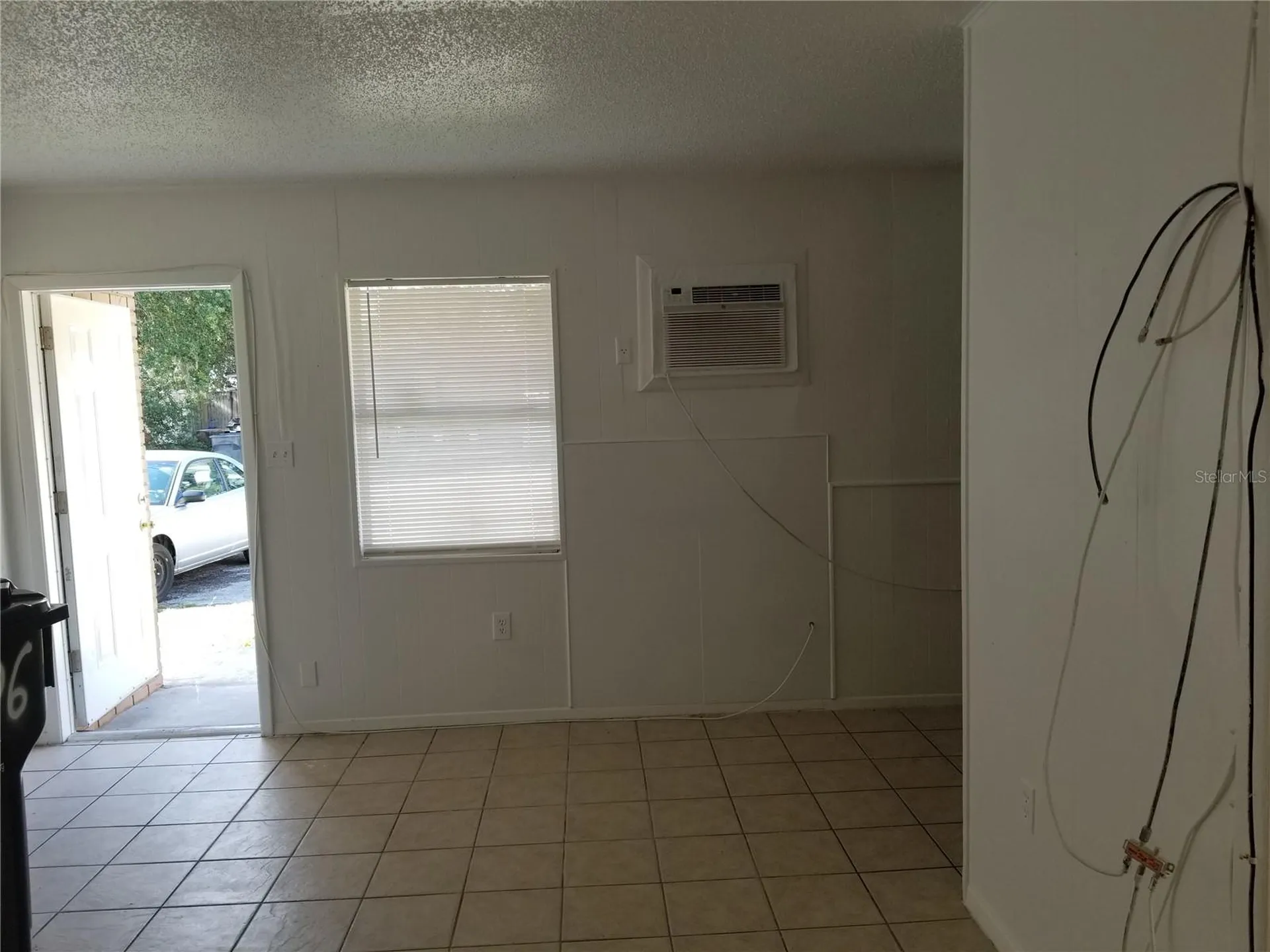 1306 E 137th Avenue Tampa FL 33613