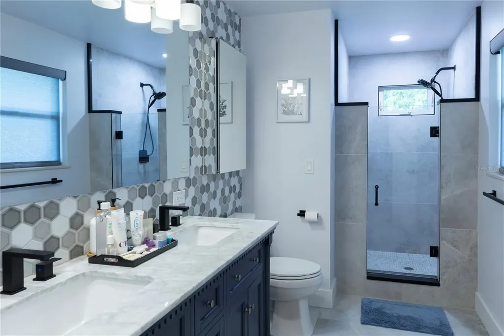 18220 Elmwood Drive Alva FL 33920