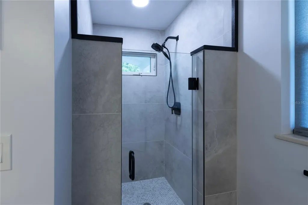 18220 Elmwood Drive Alva FL 33920