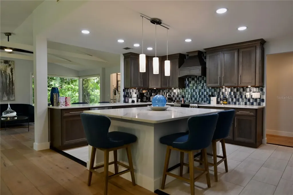 18220 Elmwood Drive Alva FL 33920