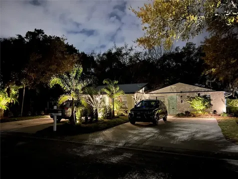 306 19th Street East Bradenton FL 34208