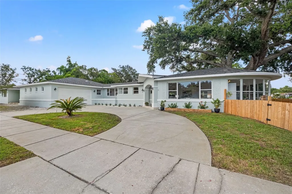 1026 64th Street S Gulfport FL 33707