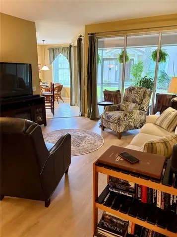 897 Lantern Way Clearwater FL 33765