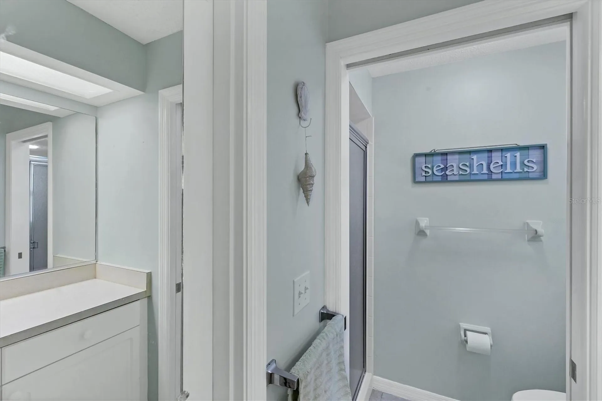 3305 Vivienda Boulevard Bradenton FL 34207