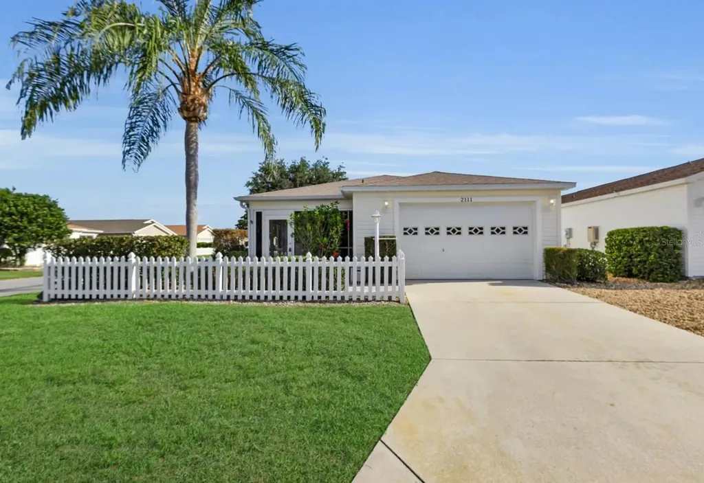 2111 Thornton Terrace The Villages FL 32162