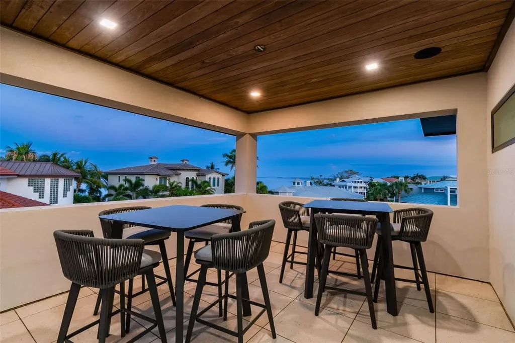 105 9th Street E Tierra Verde FL 33715