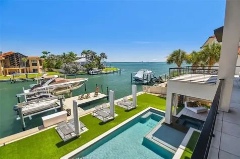 105 9th Street E Tierra Verde FL 33715