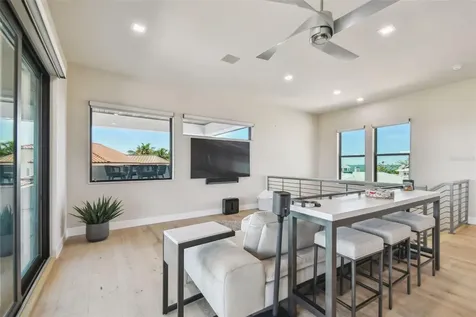 105 9th Street E Tierra Verde FL 33715