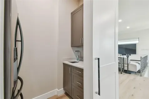 105 9th Street E Tierra Verde FL 33715