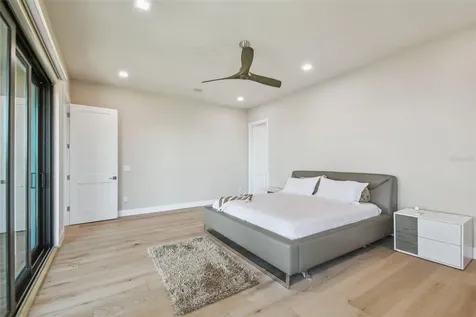 105 9th Street E Tierra Verde FL 33715