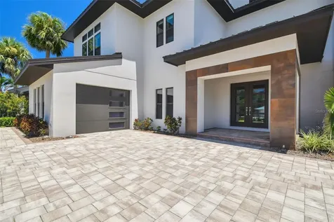105 9th Street E Tierra Verde FL 33715