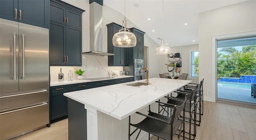 8009 20th Place W Bradenton FL 34209