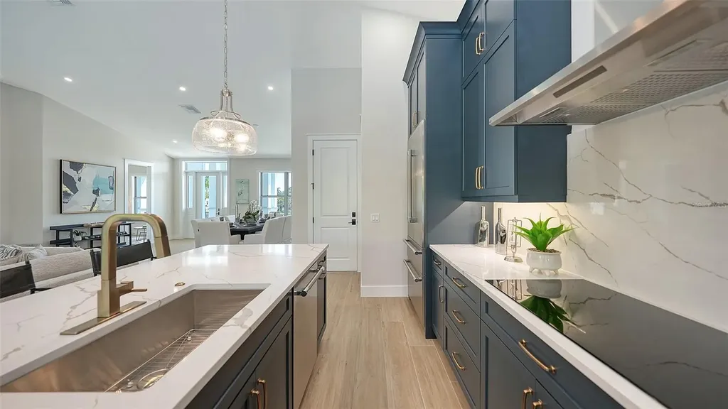 8009 20th Place W Bradenton FL 34209