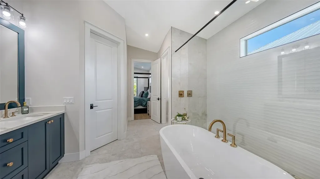 8009 20th Place W Bradenton FL 34209