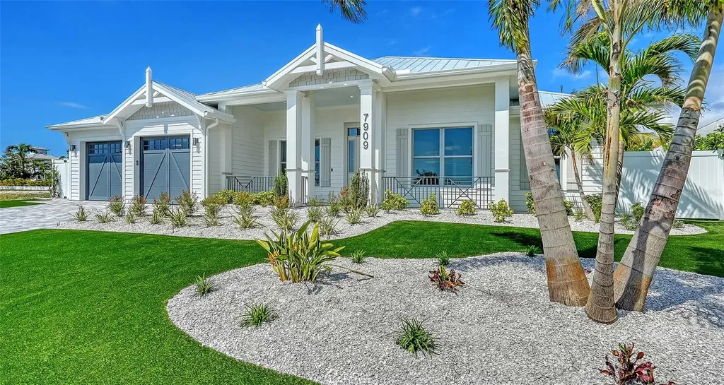 8009 20th Place W Bradenton FL 34209