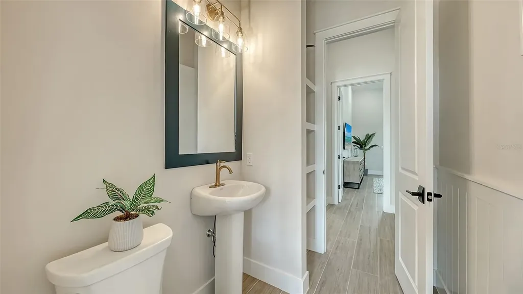 8009 20th Place W Bradenton FL 34209