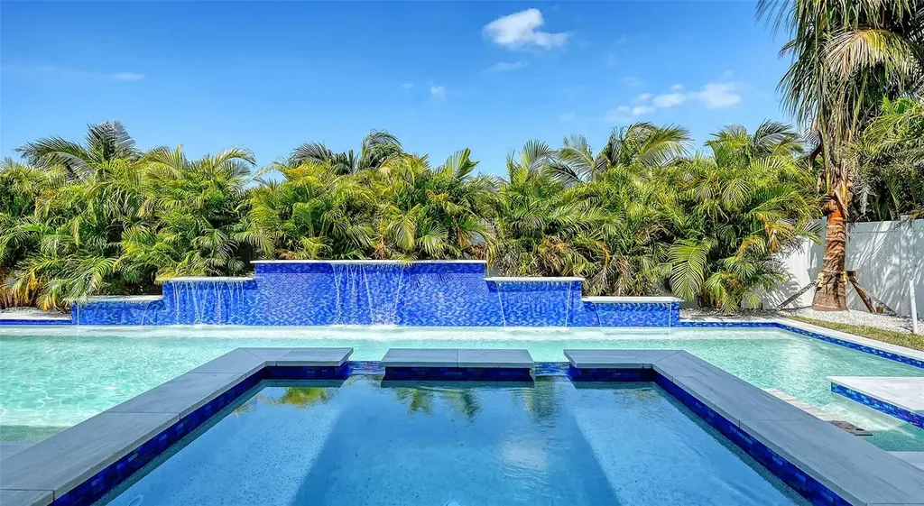 8009 20th Place W Bradenton FL 34209