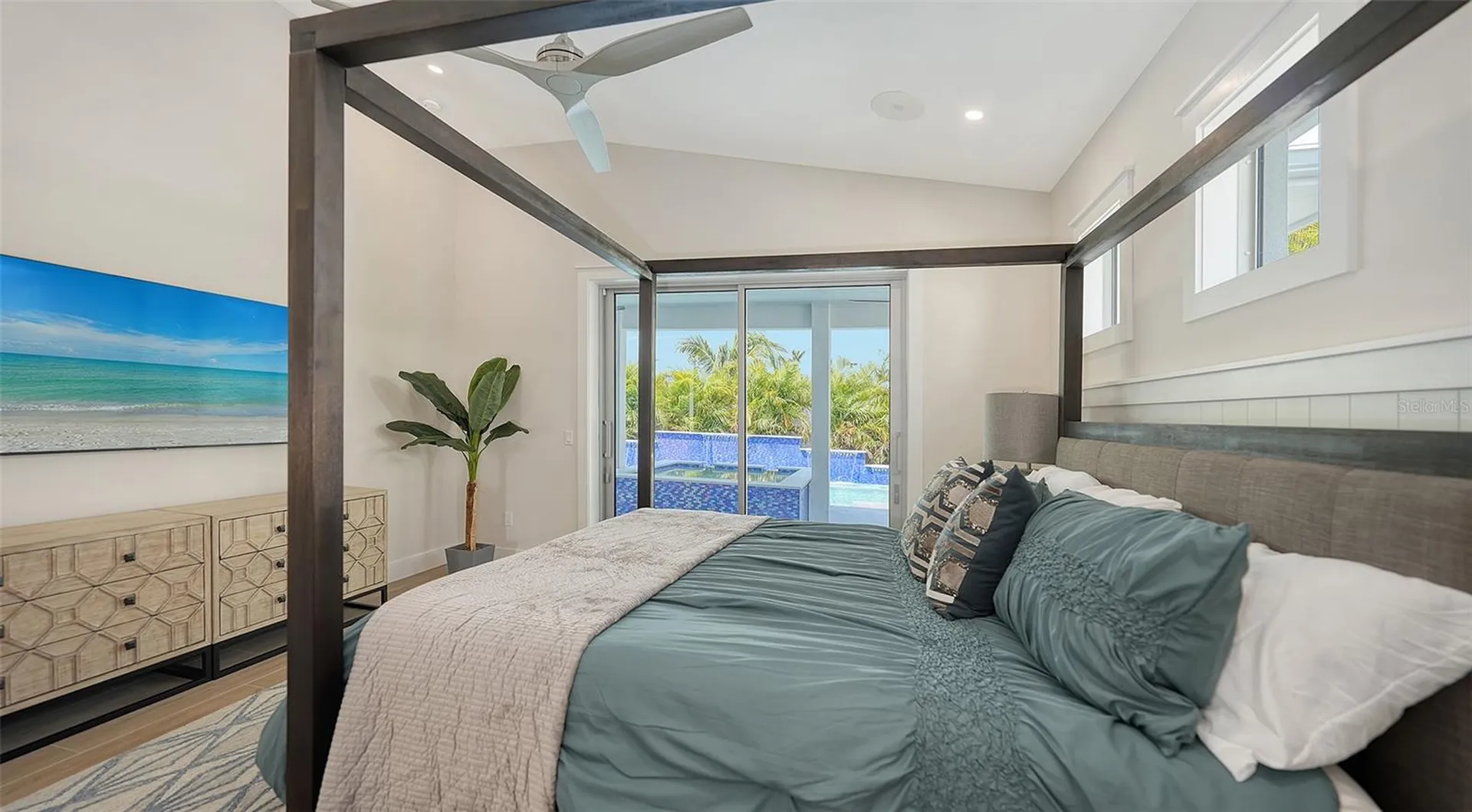 8009 20th Place W Bradenton FL 34209