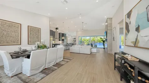 8009 20th Place W Bradenton FL 34209