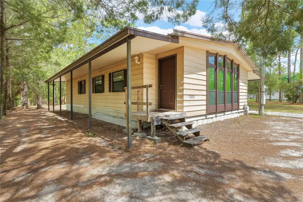 7373 Fall Street Brooksville FL 34613