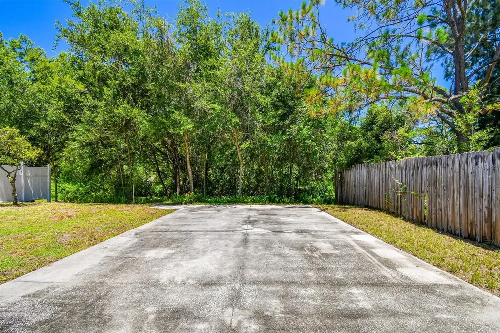 16138 Manorwood Circle Tampa FL 33624