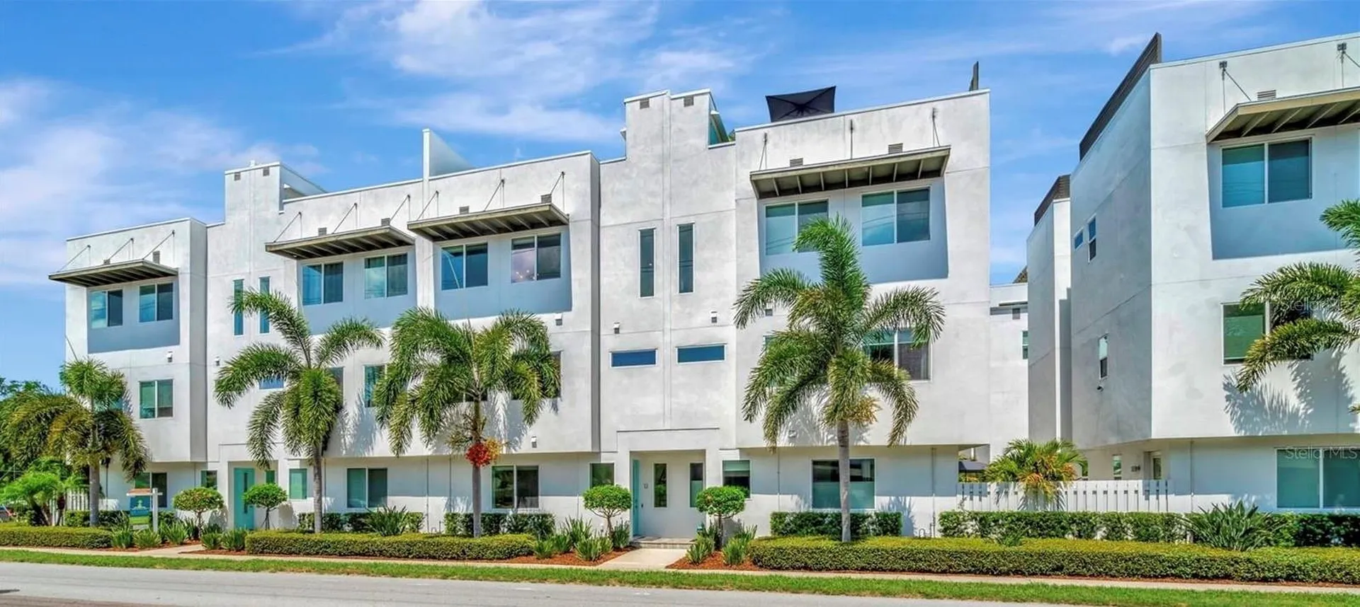 3100 W Paul Avenue Tampa FL 33611
