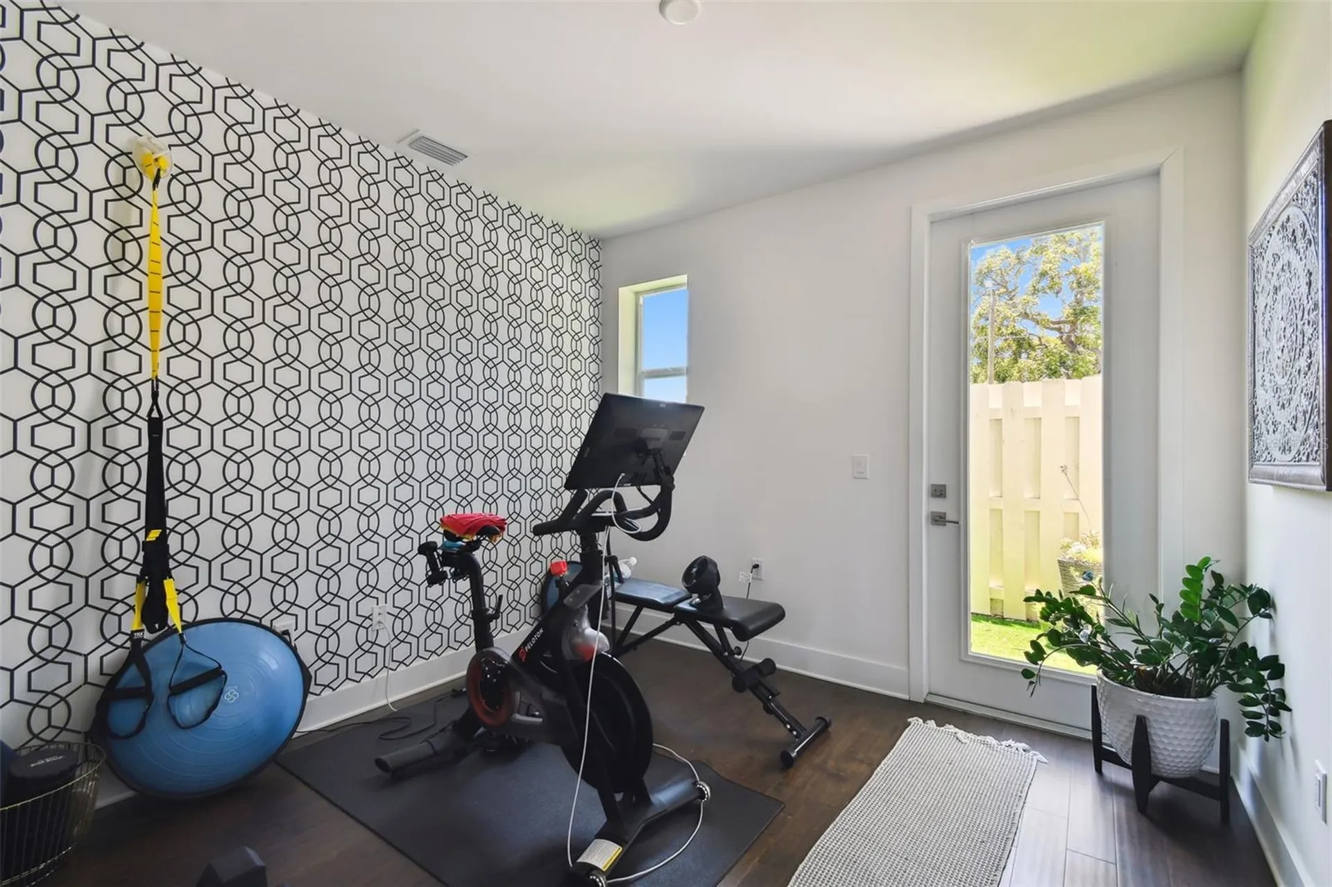 3100 W Paul Avenue Tampa FL 33611